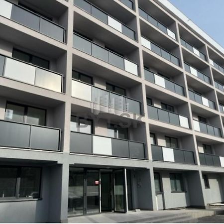 Apartman Centrum S Parkovanim Кошице Екстер'єр фото