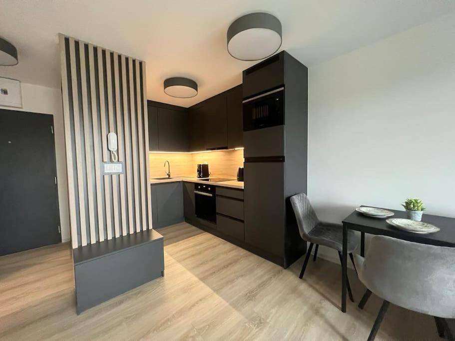 Apartman Centrum S Parkovanim Кошице Екстер'єр фото