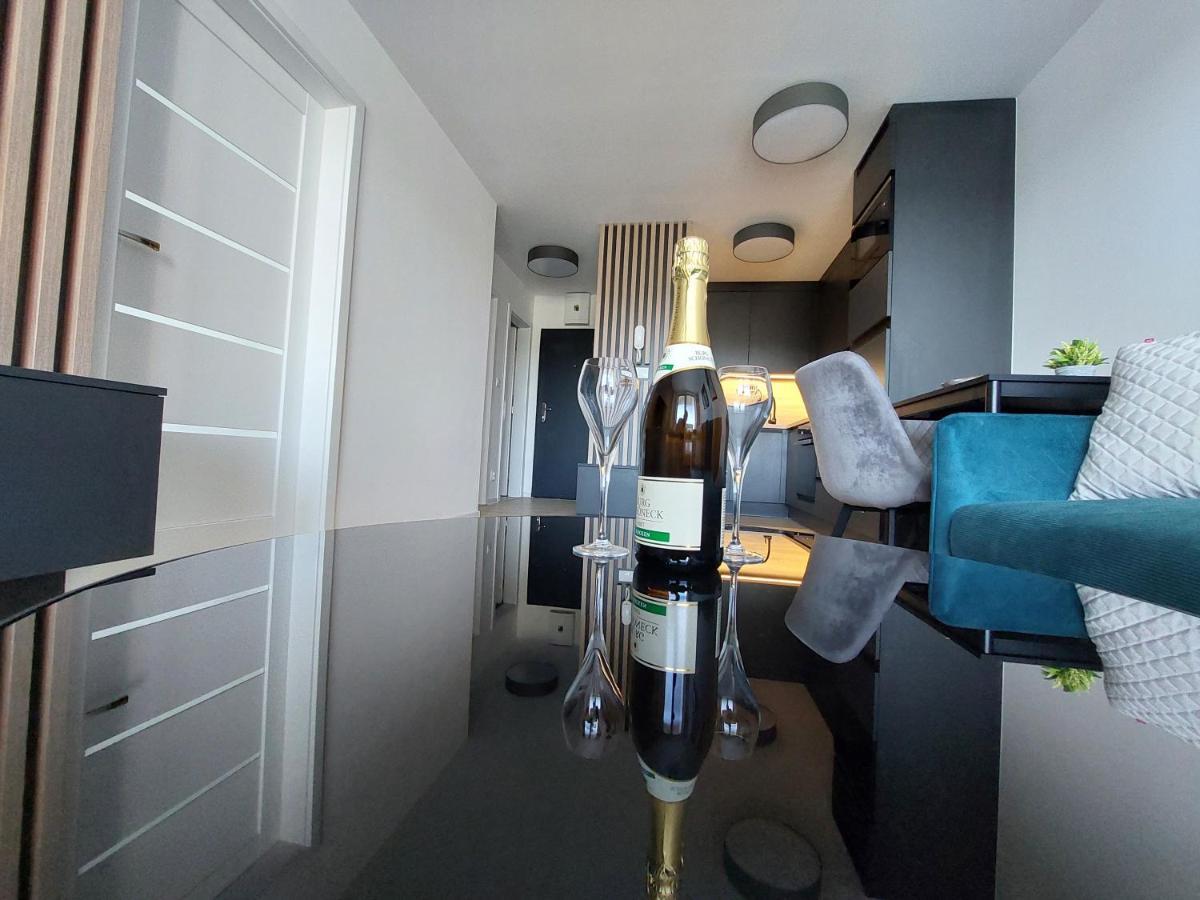 Apartman Centrum S Parkovanim Кошице Екстер'єр фото